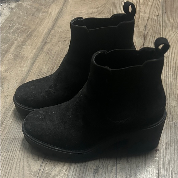 Black Women's Ankle Boots 6.5 - Picture 2 of 3